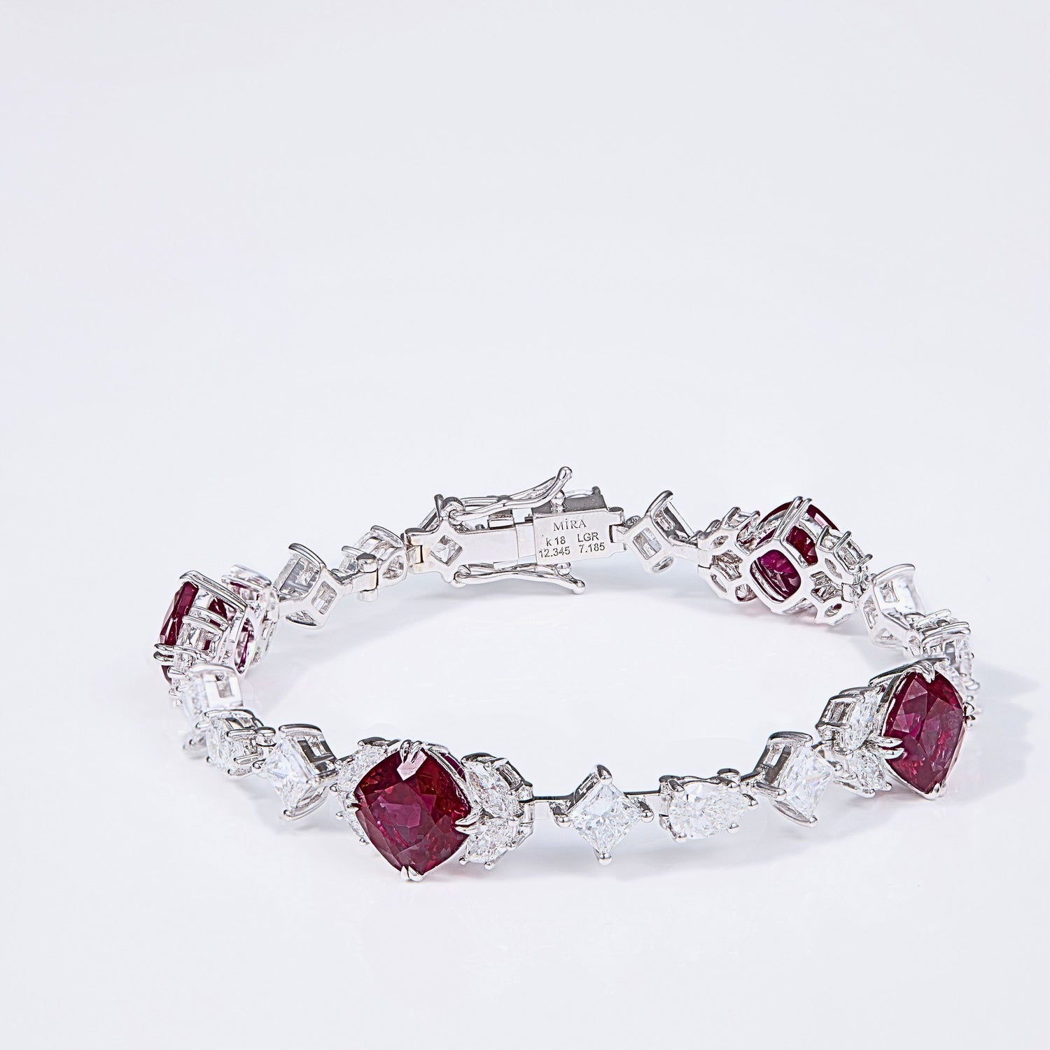 Premium collection Ruby Nova  