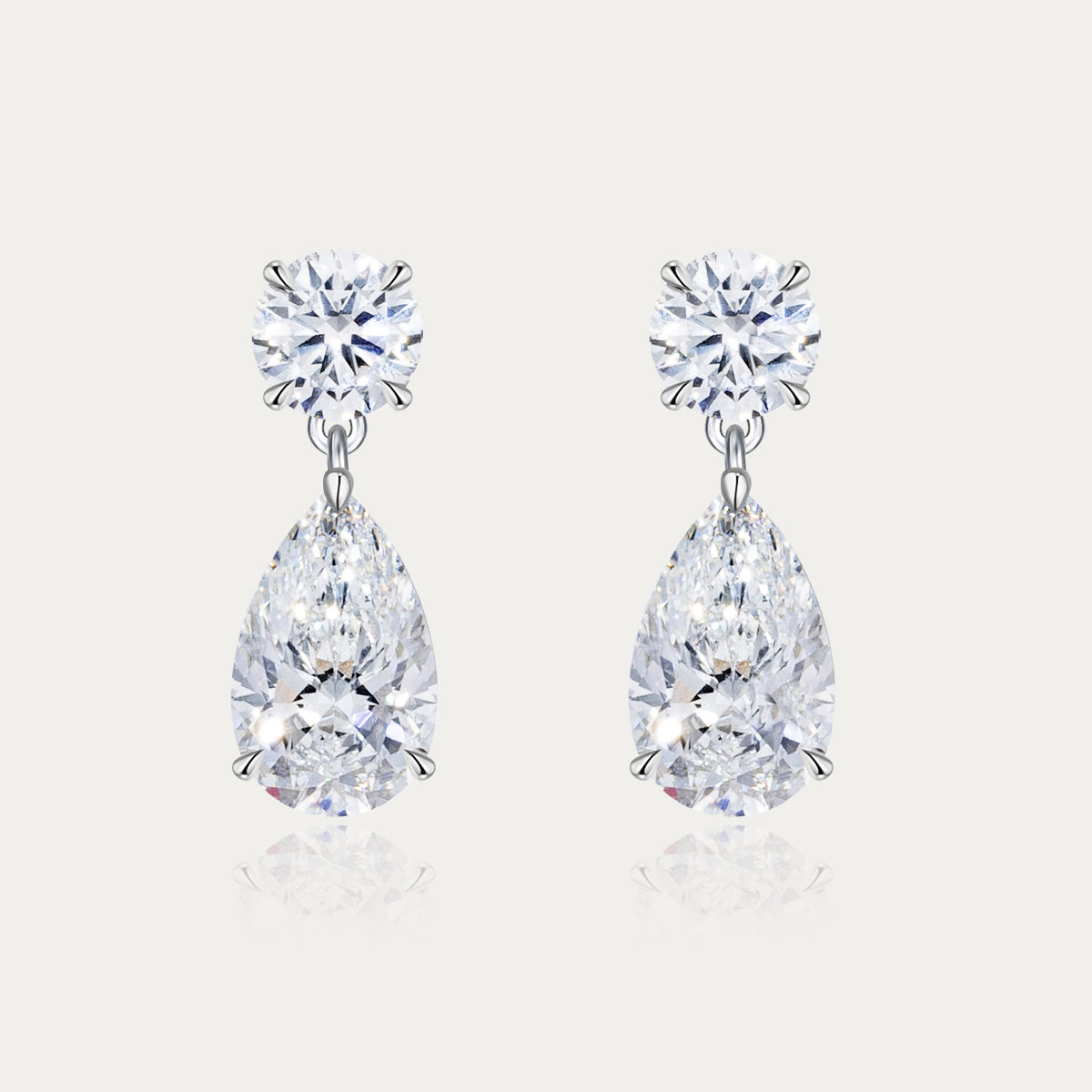 Soi Solitaire White Diamond Earrings Pear Drop