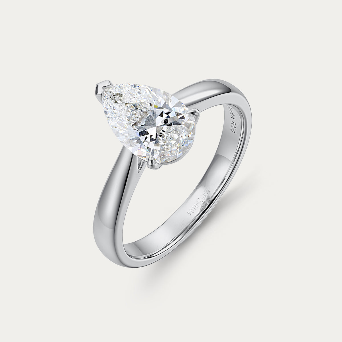 Soi Solitaire White Diamond Ring Drop