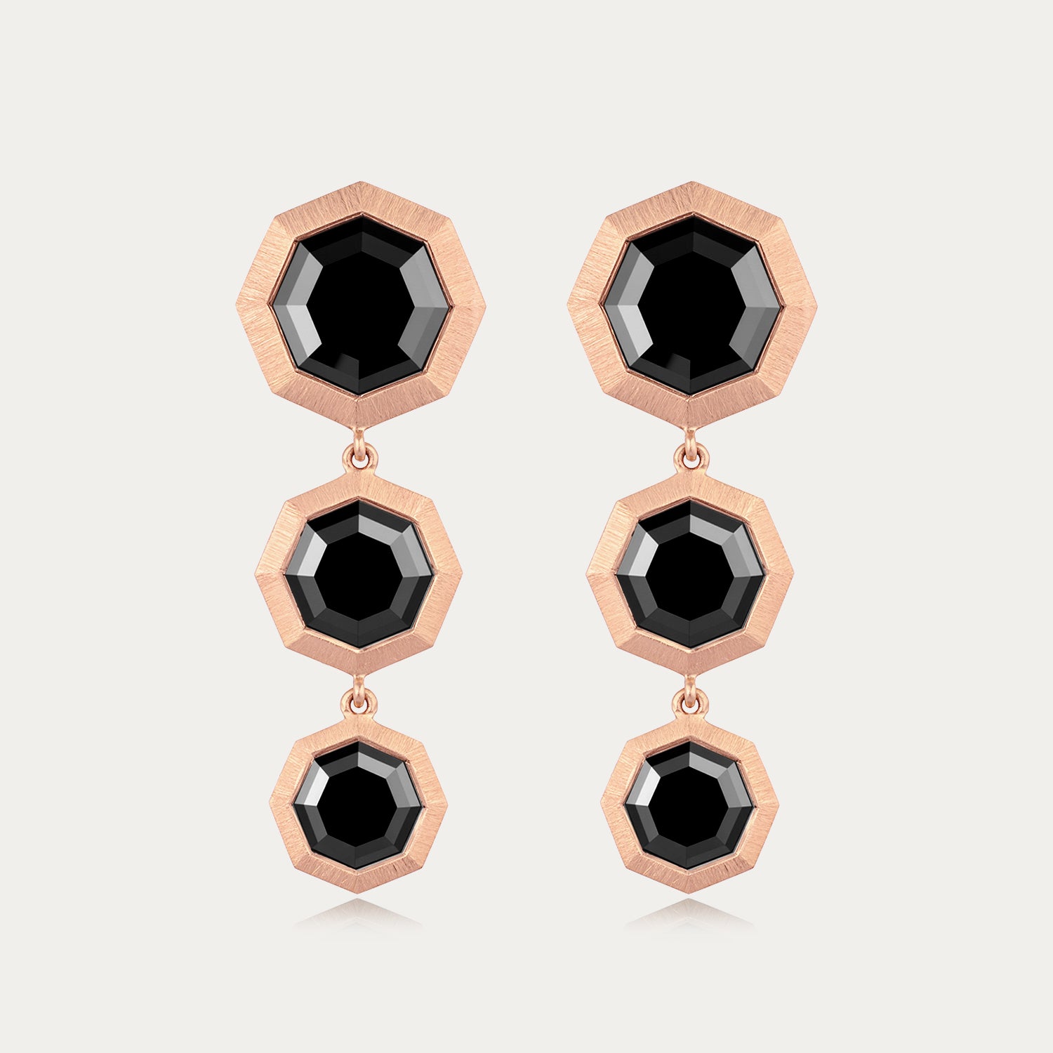 MIRA NOIR PREMIUM BLACK MIRROR Earings