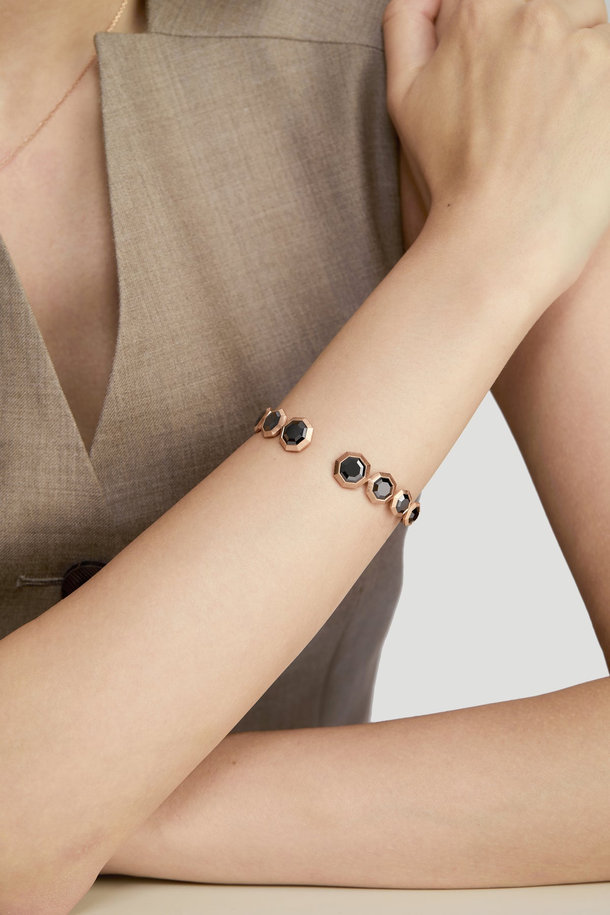 MIRA NOIR PREMIUM BLACK MIRROR Bracelet