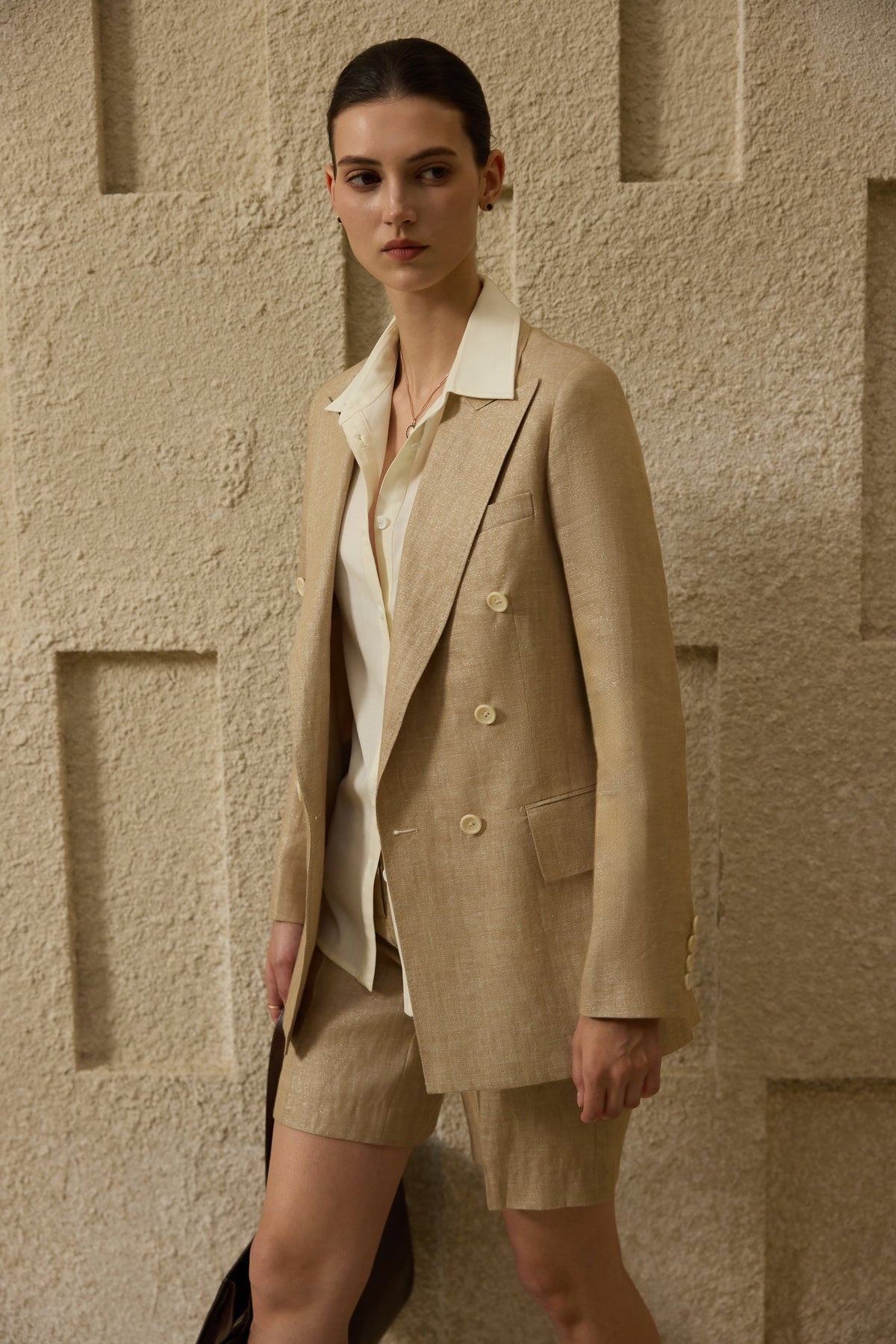 MIRA Metallic Linen Double-Breasted Blazer in Desert Titanium – view 12