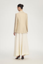 MIRA Viscose Tailored Single-Breasted Blazer in Oatmeal – view 3