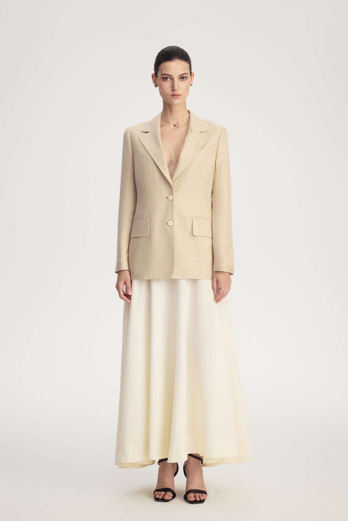 MIRA Viscose Tailored Single-Breasted Blazer in Oatmeal – view 2