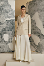 MIRA Viscose Tailored Single-Breasted Blazer in Oatmeal – view 8